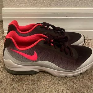 Nike running shoes women